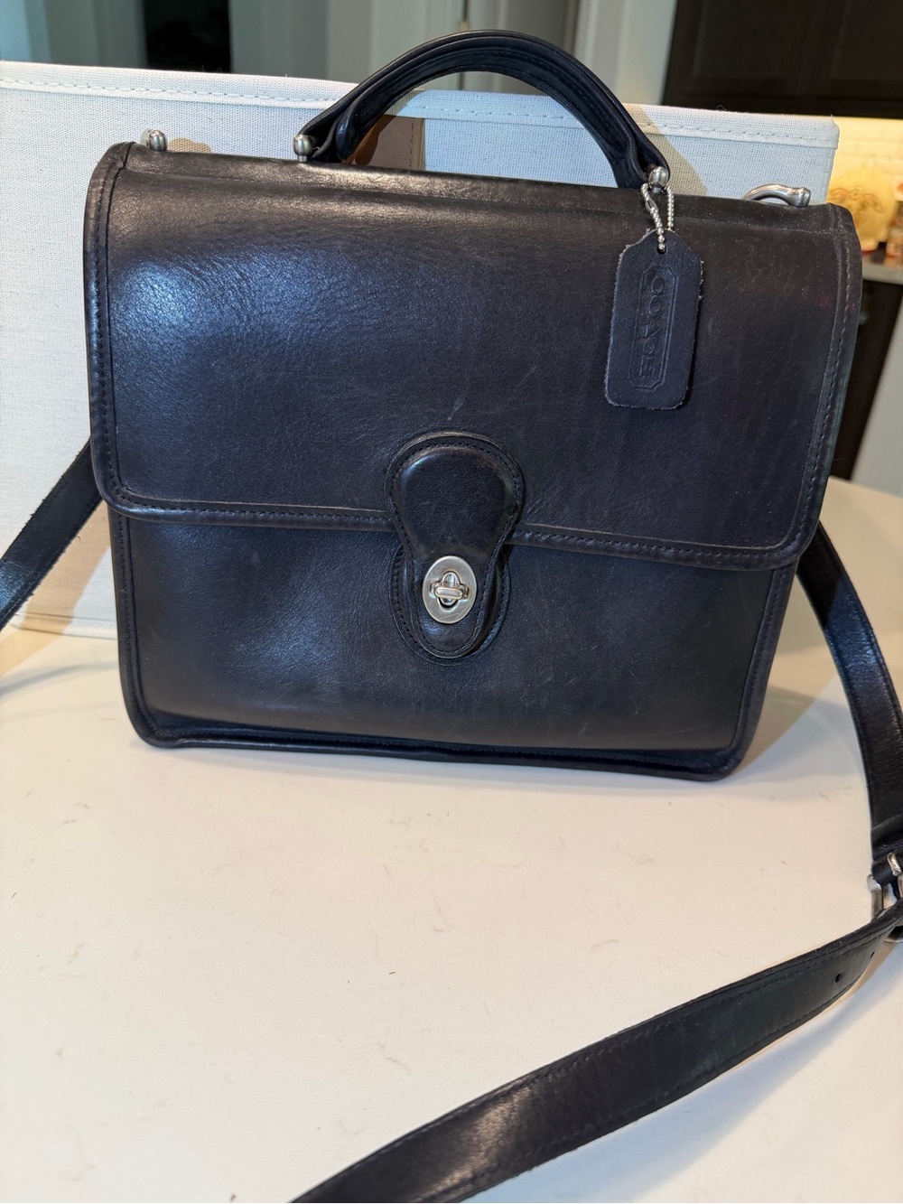 Vintage Coach Black Leather Willis Bag with Turn-Lock
